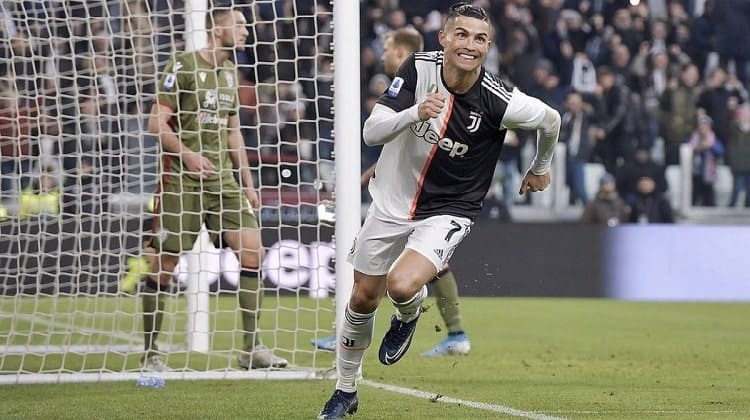 Cristiano Ronaldo consigue la tripleta 56