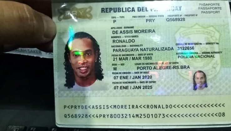 Buena labor, policía paraguaya detiene a Ronaldinho