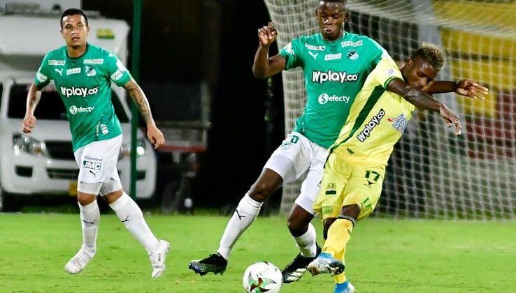 Algo pasa al interior del Superdepor que no levanta cabeza