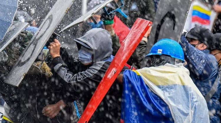 Los manifestantes no se sienten representados en la mesa de negociaciones