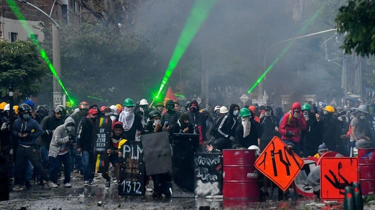 Vándalos que tienen las pelotas que no tuvieron las anteriores generaciones
