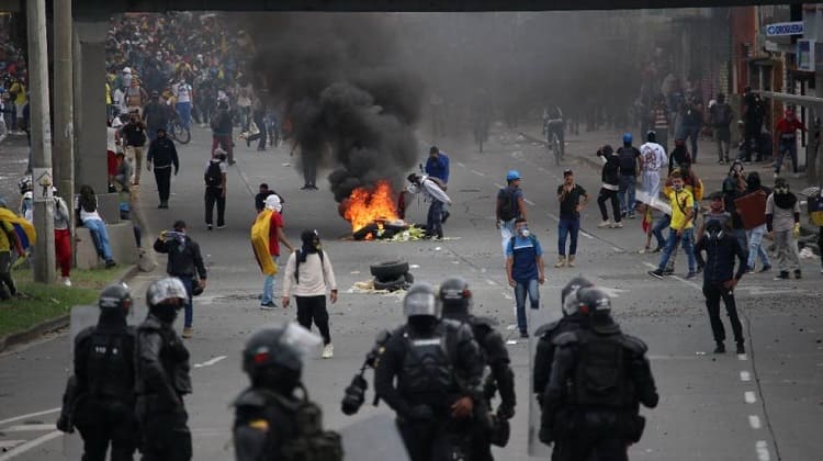 La lucha sigue firme, buscando darle un nuevo aire al país