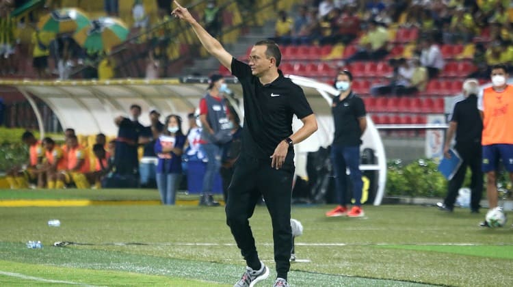 Alejandro Restrepo, nuevo técnico del cuadro rojo de la montaña