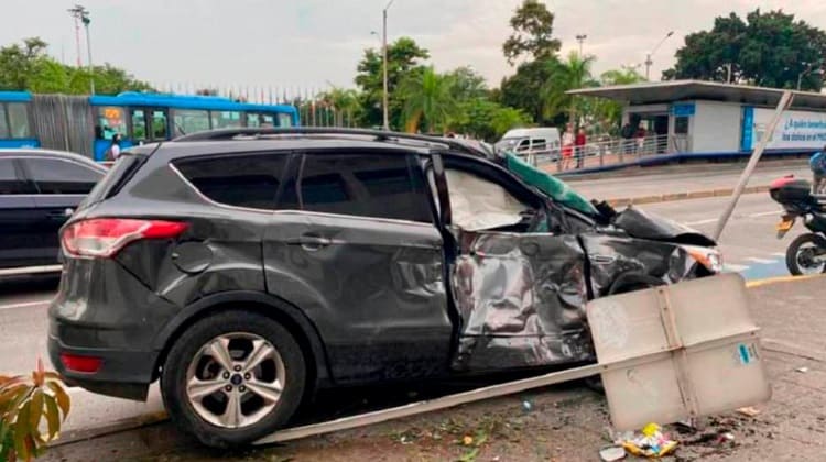 Fiscal afirma que Rincón conducía el carro donde sufrió el accidente