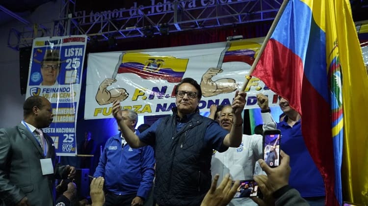 Fernando Villavicencio, iba de frente contra el delito
